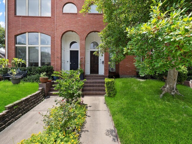 Foto del edificio - 6311 Westcott St