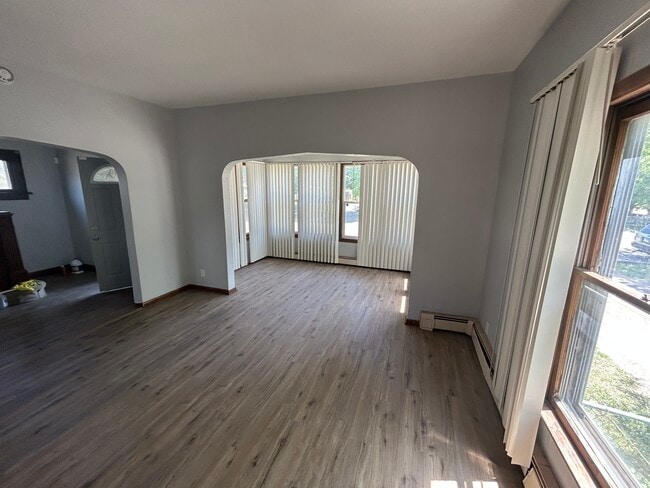 Building Photo - 205 Rowell Ave