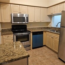 Building Photo - 8423 Bernwood Cove Loop