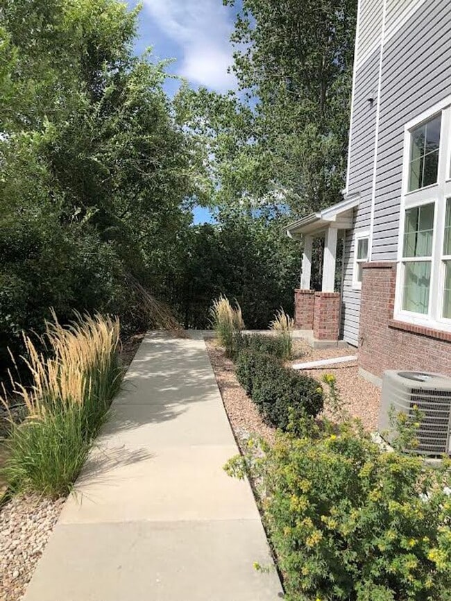 Building Photo - Fully Renovated, "MUST SEE" 3 Bedroom, 3 Bath Townhome with 2 Car Attached Garage