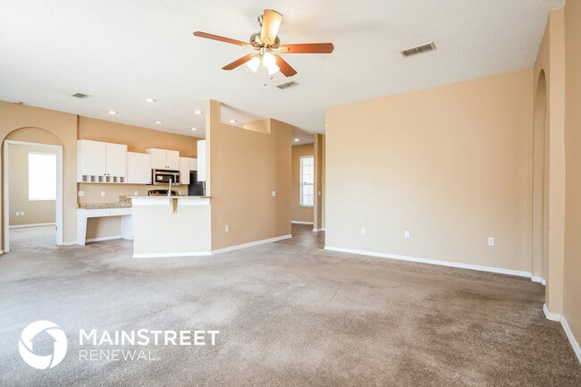 Building Photo - 6026 Live Oak Dr