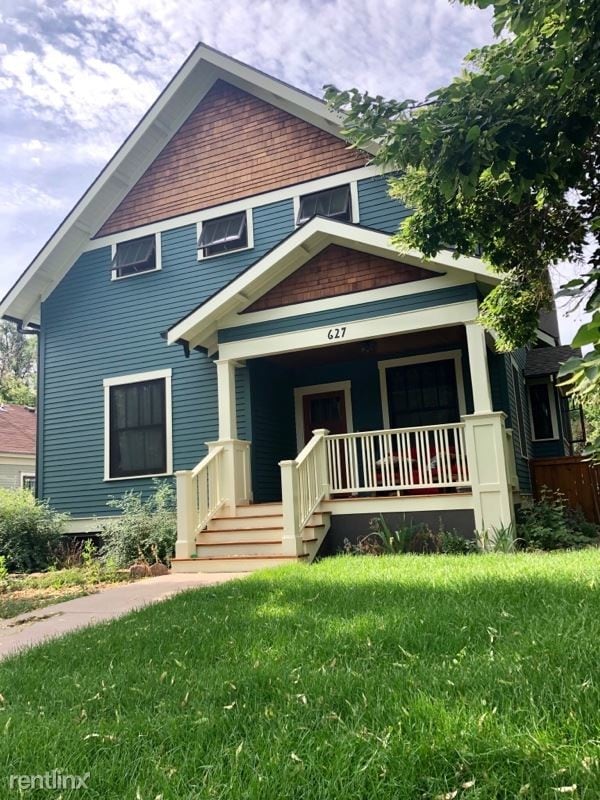 Primary Photo - 4 br, 3.5 bath House - 627 Maple Street