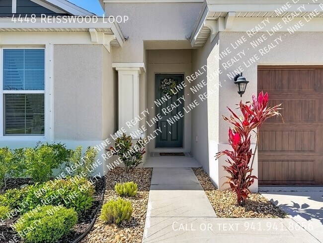 Foto del edificio - 4448 Reisswood Lp