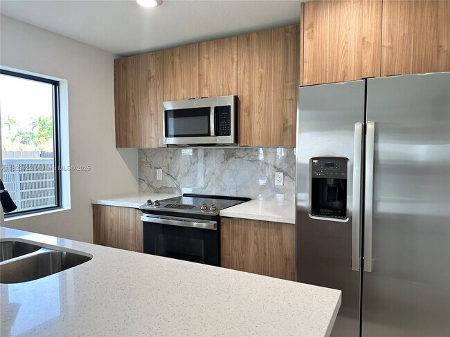 Foto del edificio - 307 NW 13th Pl