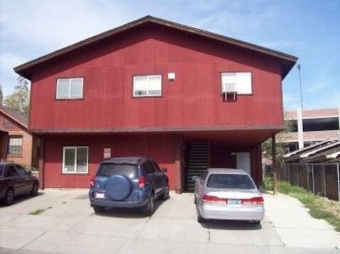 Primary Photo - 2 Bedroom Apartment near UNR
