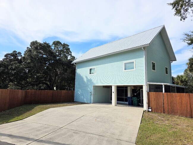 Foto del edificio - Cozy Coastal Retreat!