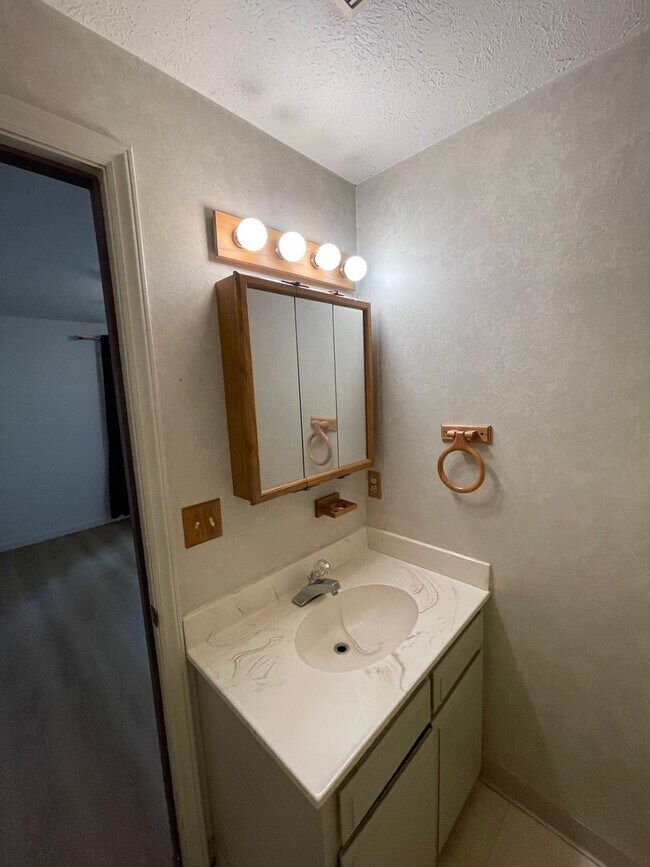 Foto del edificio - 2519 Hawkins St