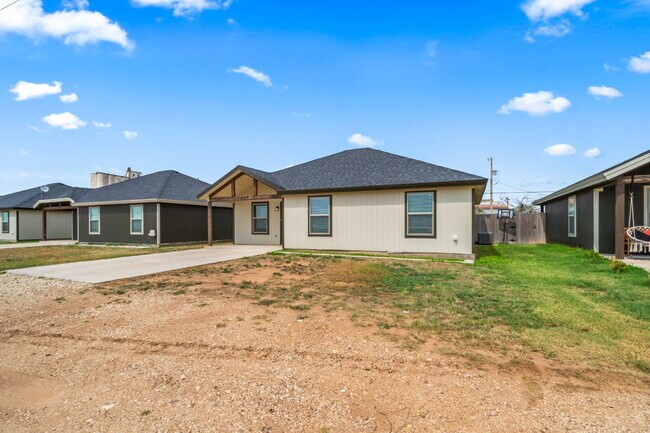 Foto del edificio - Modern Home in Abernathy, TX
