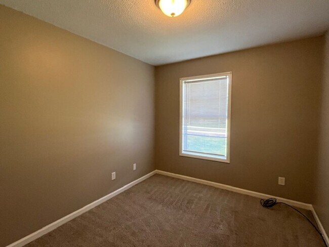 Foto del edificio - Renovated 3 Bedroom 1 Bath Home for Rent!
