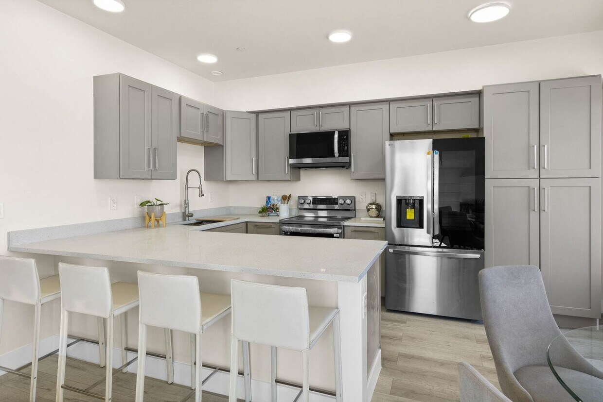 Foto principal - 3580 W 66th Ave