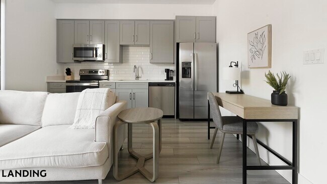 Building Photo - 2250 McGregor Blvd