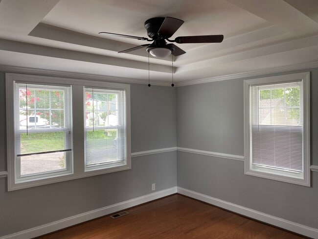 Photo - 4319 Kenwood Ave House