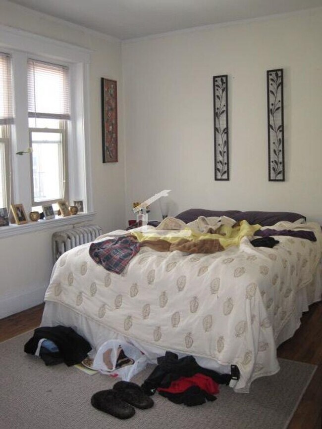 Foto del edificio - Nicely renovated 2 bed for the upcoming sc...