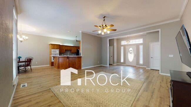 Building Photo - Need space? Take a look at this 4 Bedroom/4.5 Bathroom Home in SW Edmond!