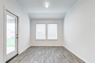 Building Photo - 14220 Dream Rd