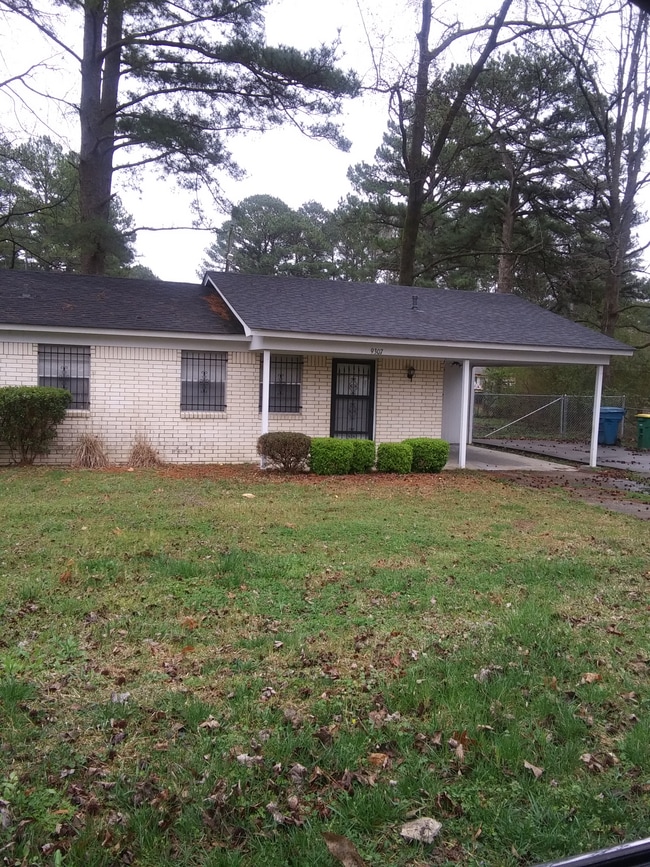 Building Photo - 9307 Southwest Dr