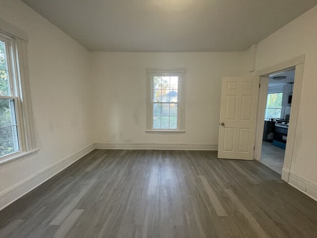 Foto del edificio - 852 Brook St