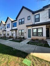 Building Photo - 5915 Ardrey Kell Rd
