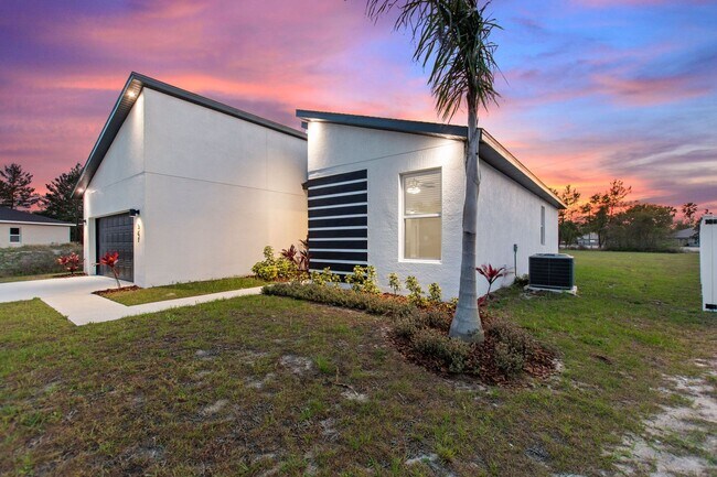 Foto del edificio - Deposit-Free! Modern, energy efficient hom...