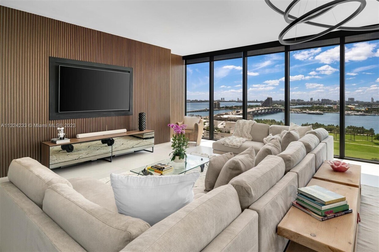 1000 Biscayne Blvd Unit 1701, Miami, FL 33132 Condo for Rent in Miami