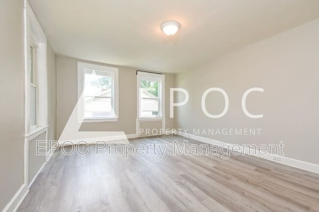 Building Photo - 2512 Stockton St