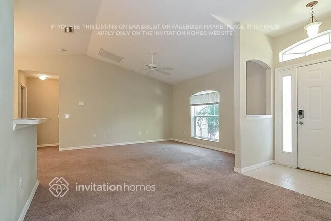 Building Photo - 6915 Glacier Ave