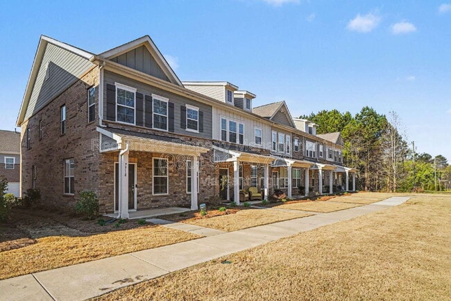 Photo - 7718 Nelson Rd Townhome