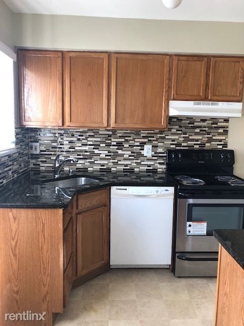 Primary Photo - 2 br, 1 bath Condo - Brownstones Condominiums