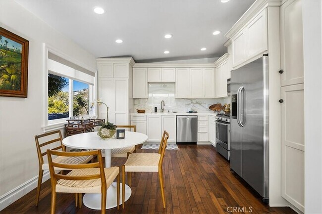 Foto del edificio - 737 Griffith Way