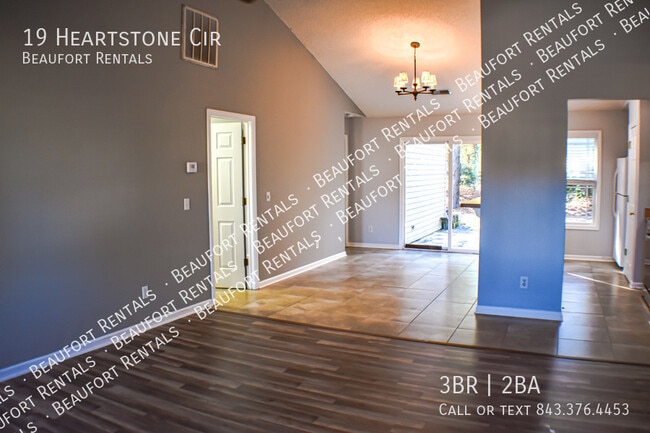 Building Photo - 19 Heartstone Cir