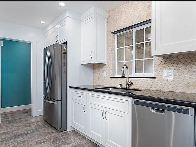 Foto del edificio - 25440 Plymouth St