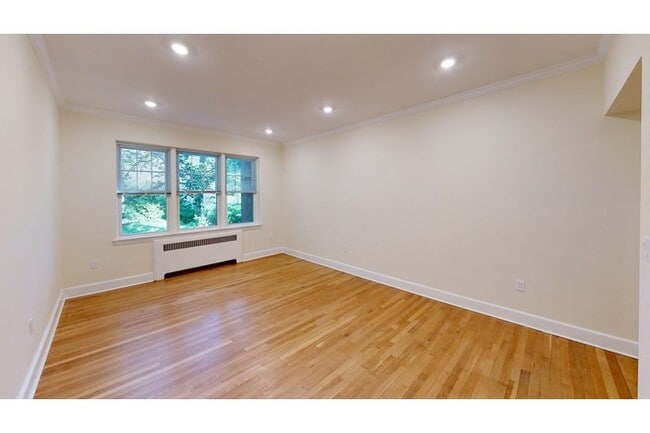 Building Photo - 77 Kilsyth Rd