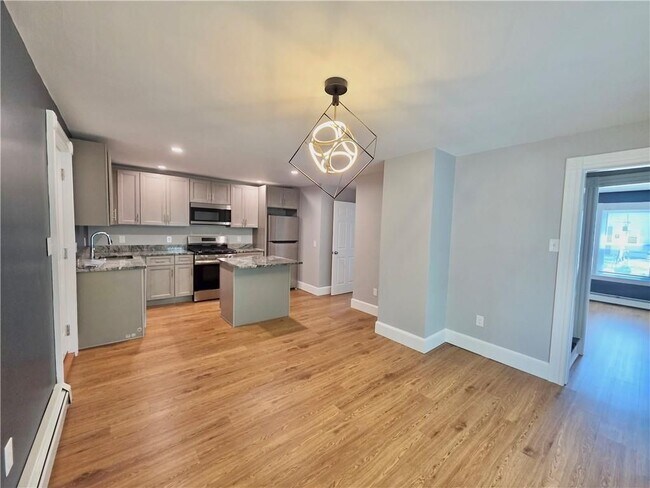 Foto del edificio - 5 Greystone Ave
