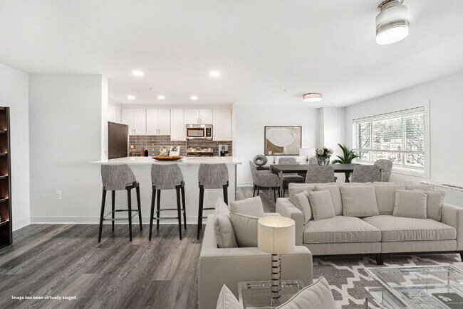 Foto del edificio - Ruxton Towers Apartments