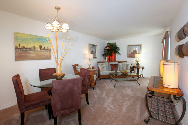 Building Photo - Artscape Apartments