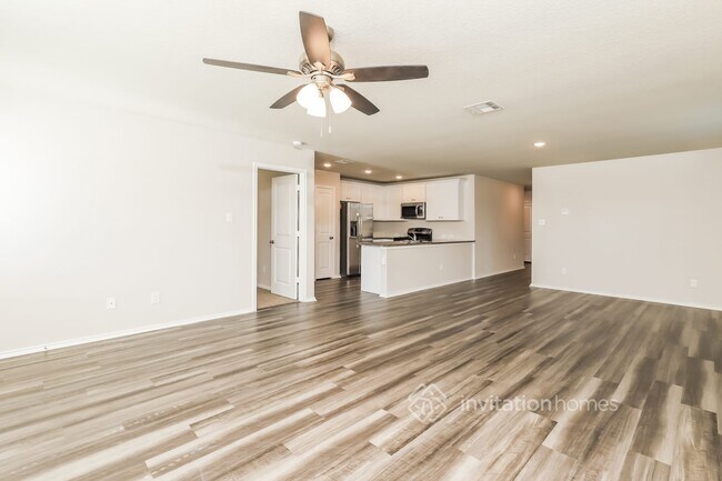 Foto del edificio - 5610 Tempest Ct