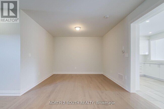 Building Photo - 12 Virro Ct