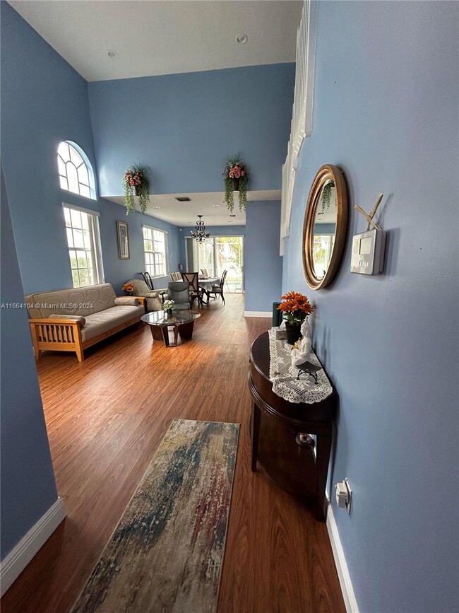Foto del edificio - 1584 NW 158th Ave