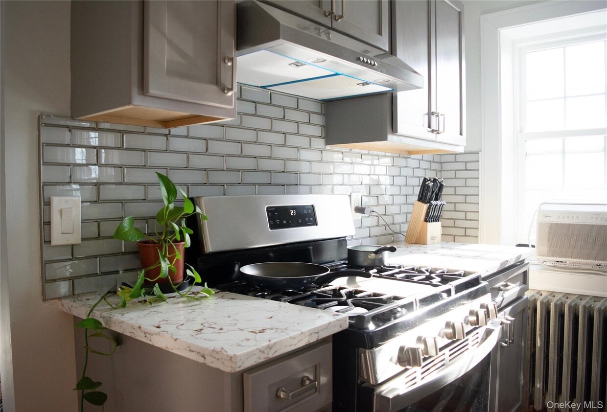 Building Photo - 1 Haven Ct