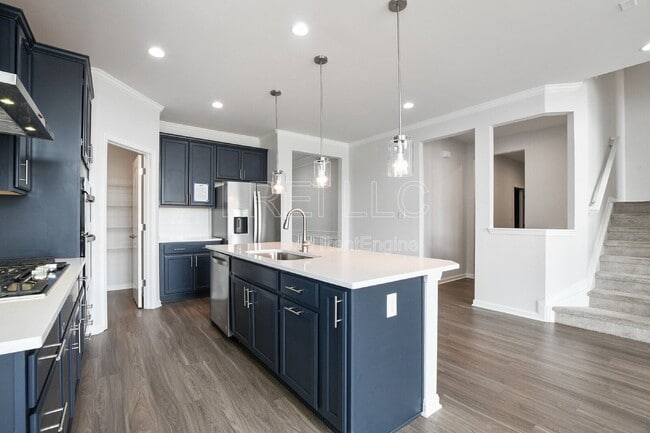 Building Photo - 9211 Tamarack Grove Ln