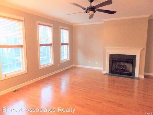 Building Photo - 3 br, 2.5 bath House - 4019 Baileyfield Drive
