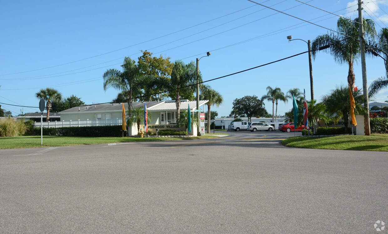 Maplewood Village Apartments Cocoa, FL
