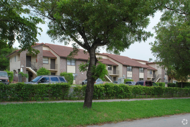 Building Photo - Glenwood Apartments