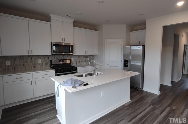 Foto del edificio - 7138 Stratified Ct