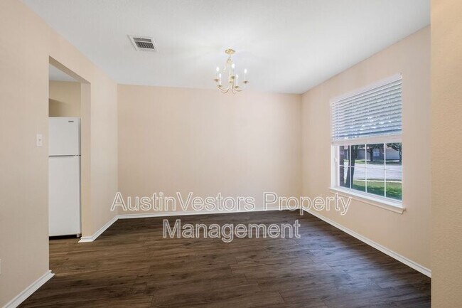 Foto del edificio - 18220 Canopy Ln