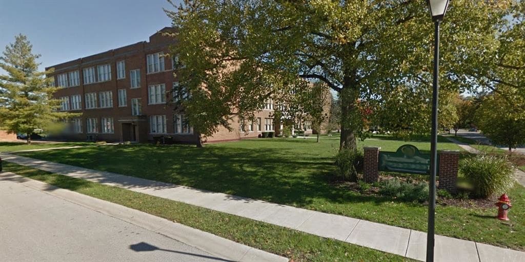 Primary Photo - 600 W North St