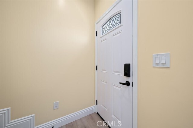 Building Photo - 15005 Badlona Dr