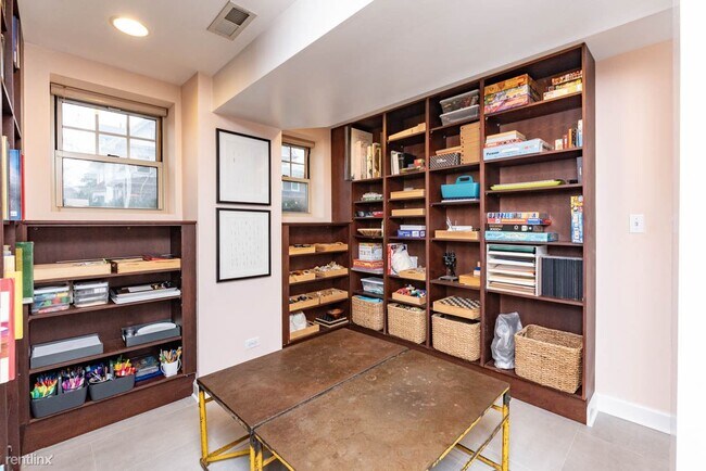 Foto del edificio - 3 br, 2.5 bath Condo - 1258 W Hood Ave