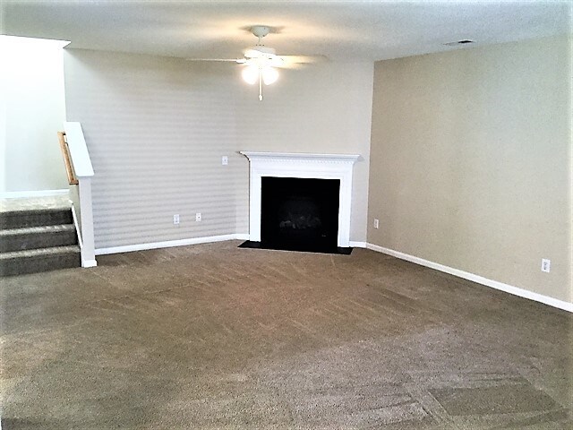 Foto del edificio - 3600 Mountain Brook Cir