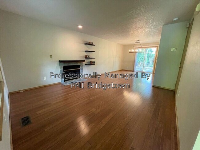 Building Photo - 8024 N Chautauqua Blvd